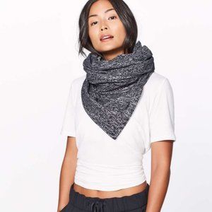 Lululemon vinayasa scarf